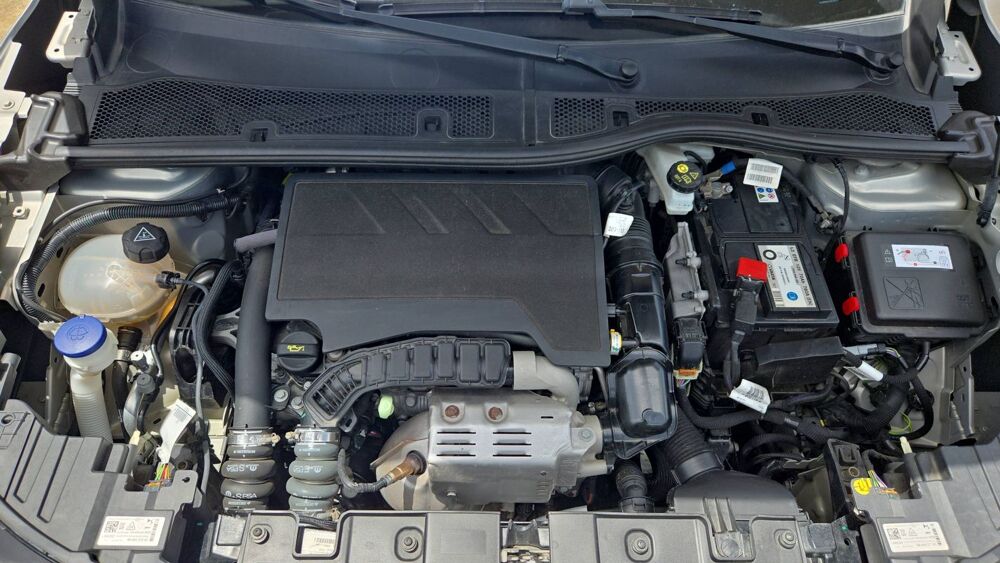 DS3 1.2 PureTech 130 EAT8 Performance Line Plus - Automatique 2023 occasion 97129 Lamentin