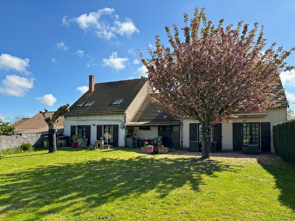 Vente Maison VILLEMARECHAL (77) Très rare ! 2 maisons de 115 m2 sur une seule parcelle terrain de 1 700 m2 Villemarechal