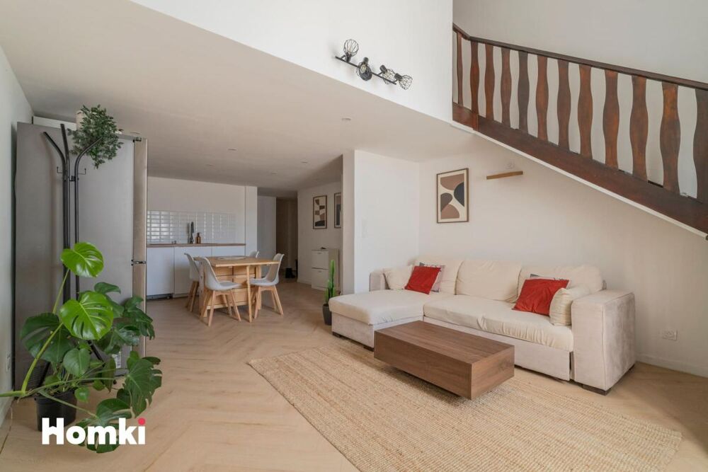 Appartement T5 de 105 m² à Marseille 13002, Rue Chevalier Paul