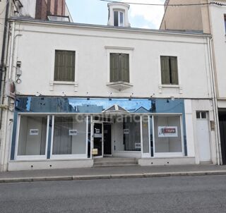  Immeuble à vendre 15 + pièces 661 m²