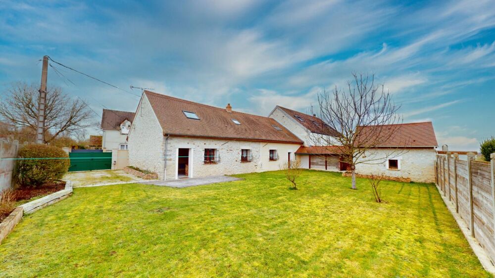 MAISON GRAND CONFORT 9 pièces 220 m2 Prix 350 000