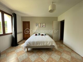  Maison � vendre 7 pi�ces 270 m�