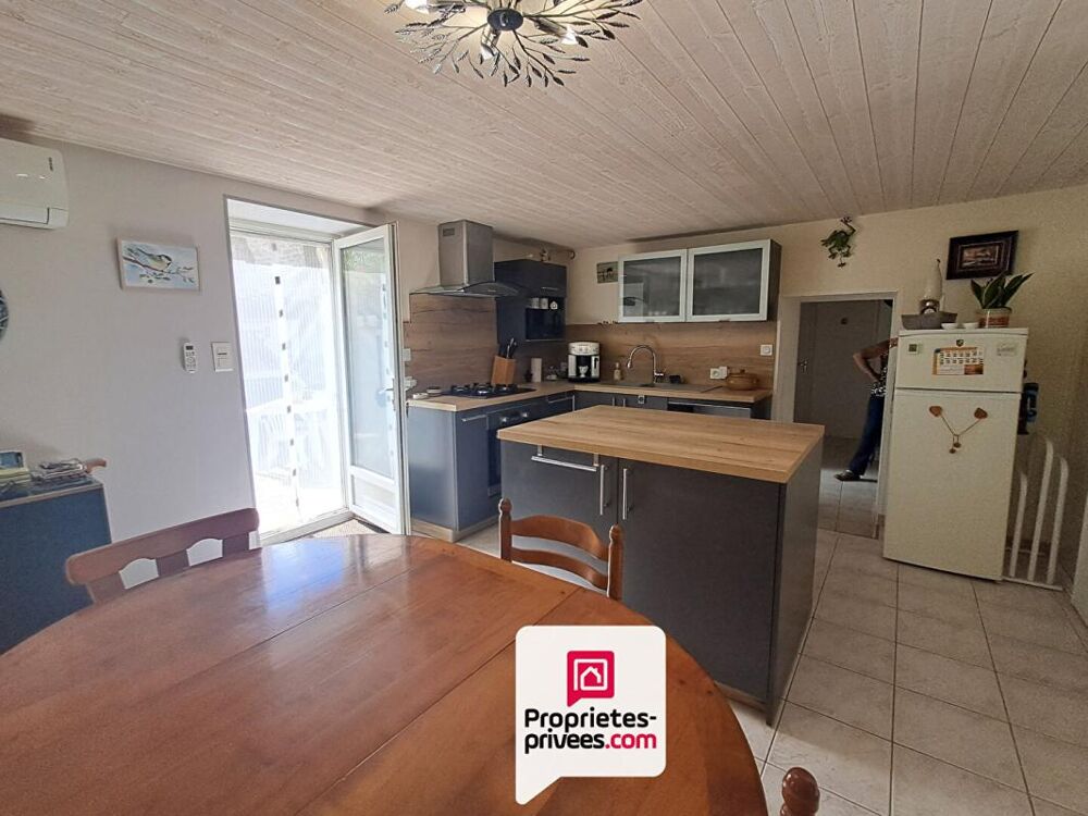 Vente Maison Ravissante maison rénovée  et  climatisée;  avec grange et jardin Pouille