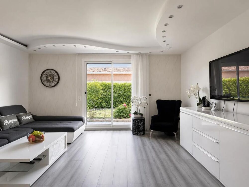 Maison de 7 pièces de 113 m² à Les Roches-de-Condrieu