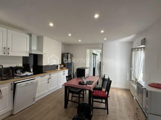  Immeuble à vendre 6 pièces 122 m²