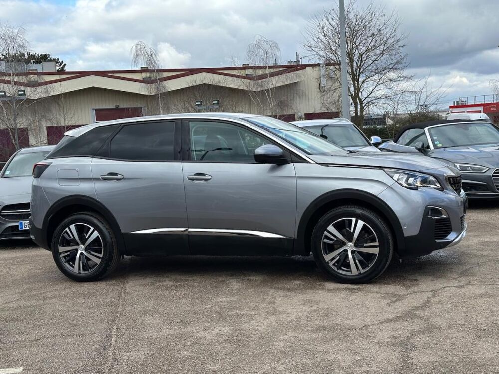 3008 II 1.2 PURETECH 130 ALLURE 2018 occasion 78240 Chambourcy