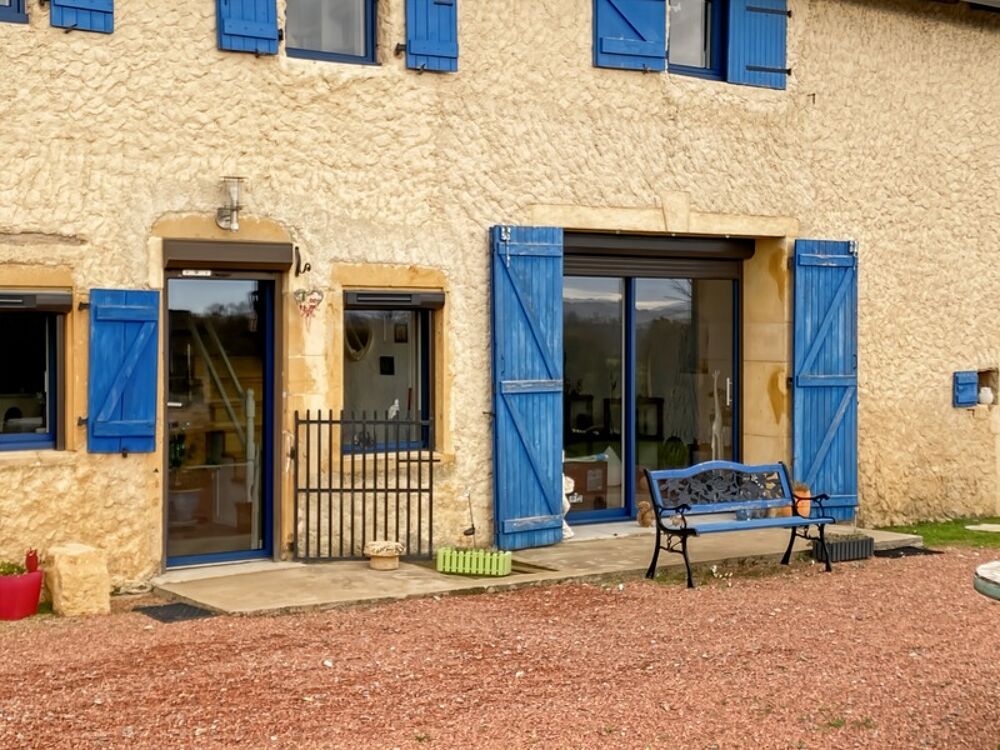 Vente Maison Maison à vendre 5 pièces LIGNY EN BRIONNAIS (71) - 119 m² - 3 chambres - terrain 1075 m² Ligny en brionnais