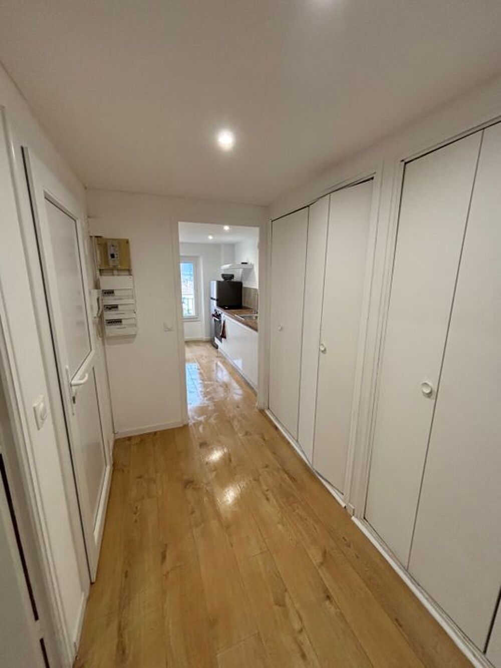 Location Appartement Studio de 46m2 à louer sur Le Puy-Sainte-Réparade Le puy sainte reparade