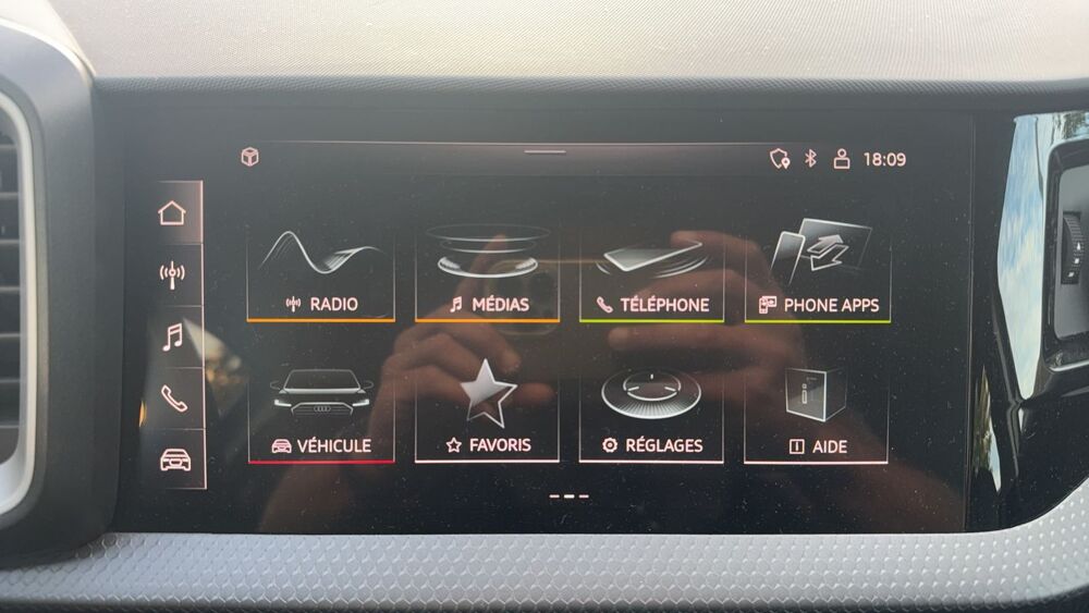 A1 II 1.0 TFSI 110 S-Tronic7 Design - Automatique Entretien con 2023 occasion 94370 Sucy En Brie