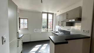  Immeuble � vendre 9 pi�ces 207 m�