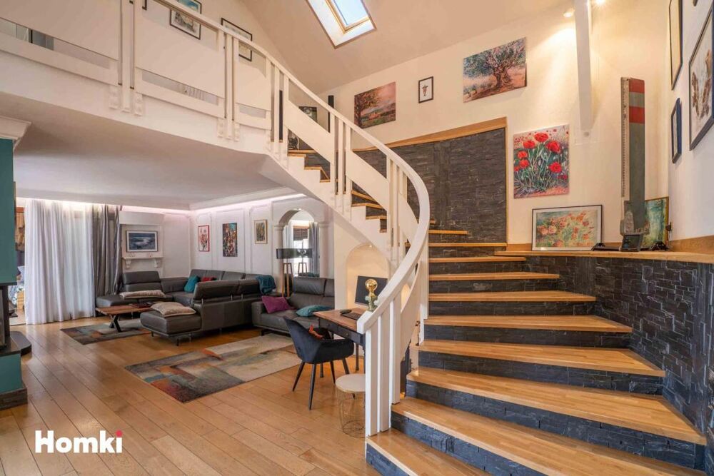 Vente Maison Maison de prestige de 310 m² avec piscine et appartement indépendant Meythet