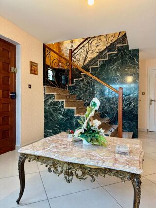  Maison à vendre 6 pièces 174 m²