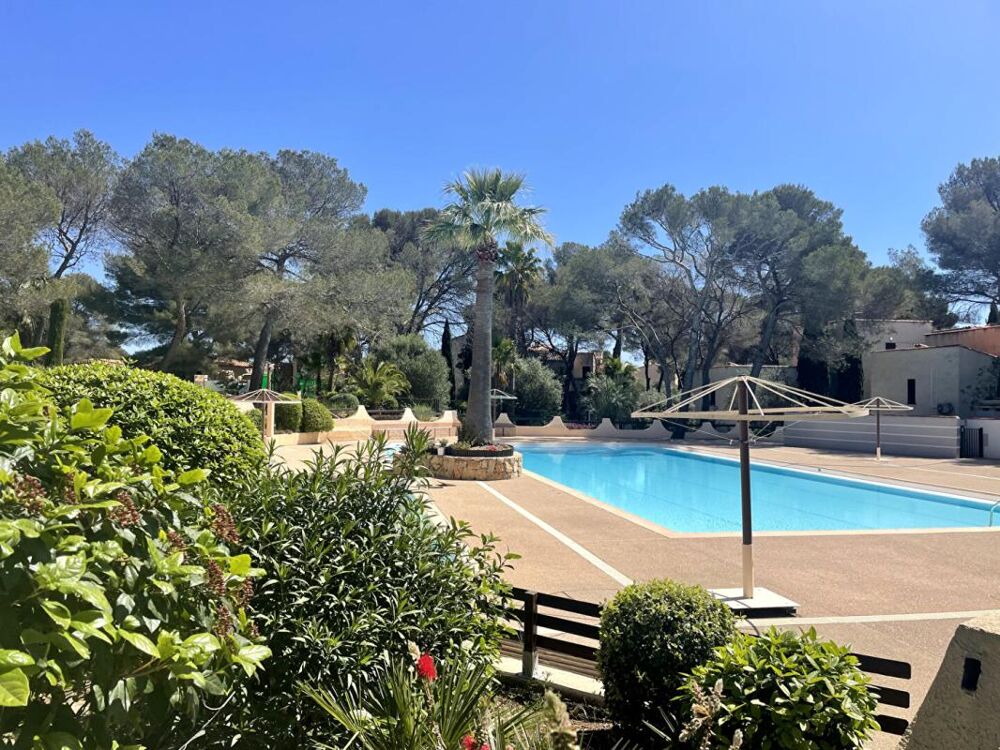 À VENDRE, Élégant F2 avec grande terrasse , Résidence de standing