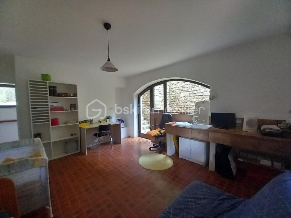  vendre  Proprit/chteau Lodve (34700)