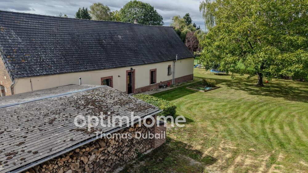 Maison atypique avec beaux volumes sur 2 000 m² de terrain