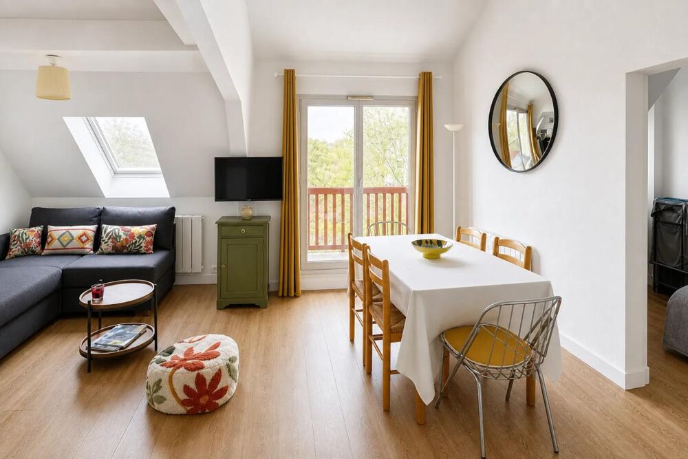 Duplex lumineux avec balcon et parking à Tourgéville  Résidence