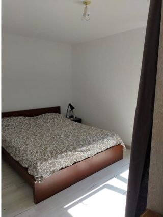  Appartement à louer 3 pièces 72 m²