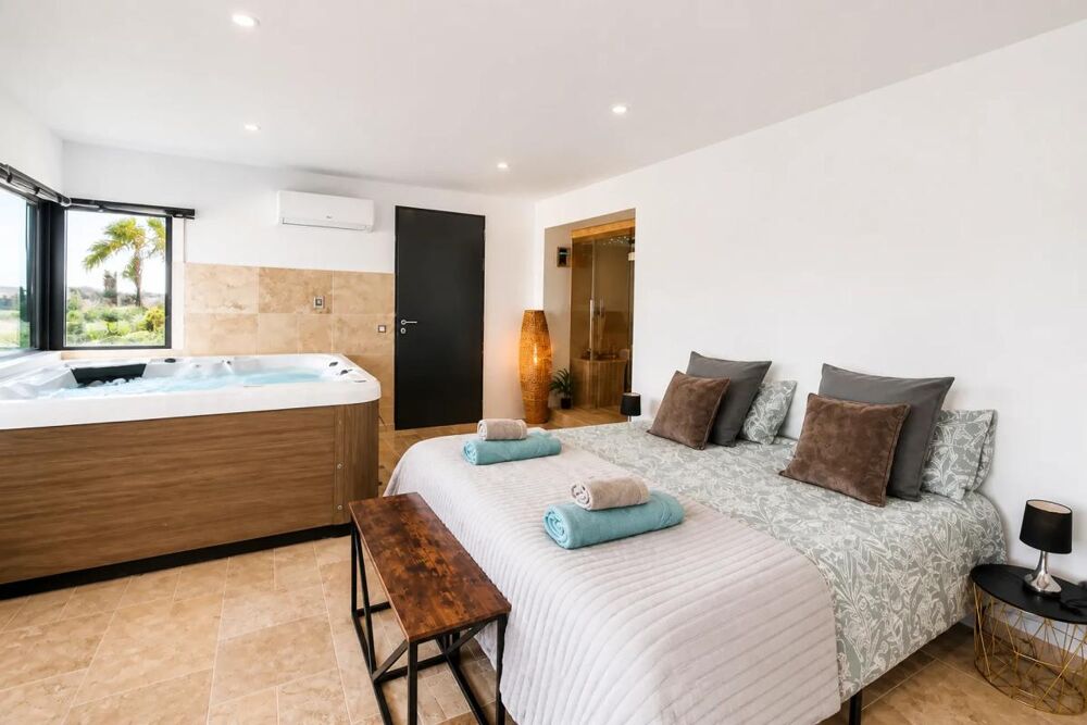 à vendre  Villa Saint-Nexans (24520)