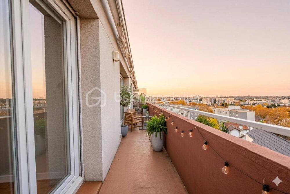 Vente Appartement T4 PLEIN SUD DERNIER ETAGE 83 m2 Bagneux