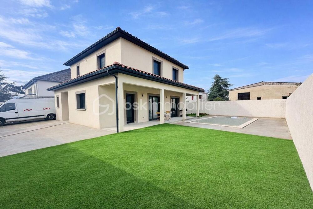 Villa 5 chambres avec jardin, piscine et garage