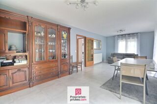  Maison  vendre 6 pices 121 m