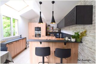  Maison  vendre 8 pices 171 m