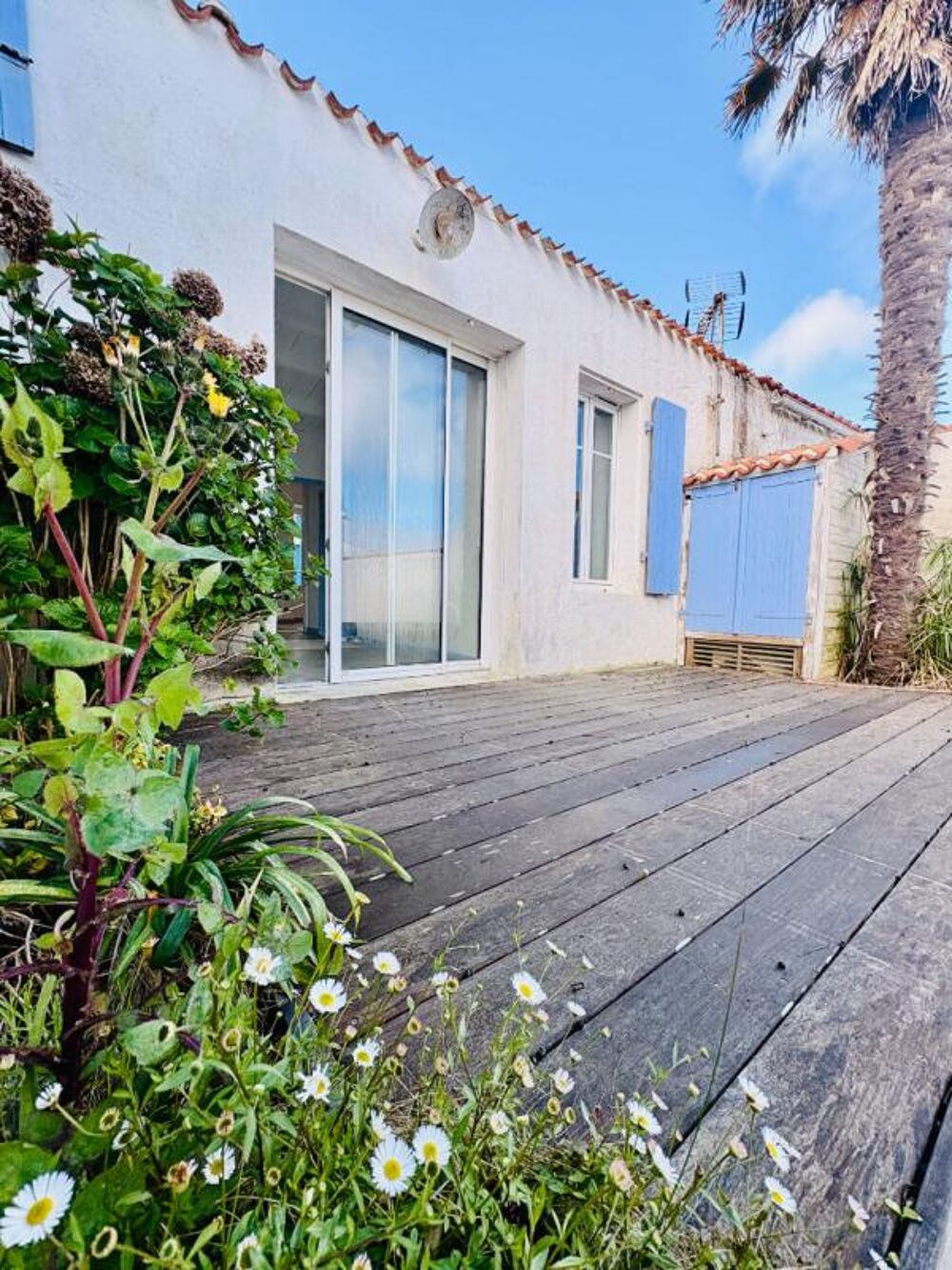 EXCLUSIVITE A PORT JOINVILLE - MAISON AUTHENTIQUE