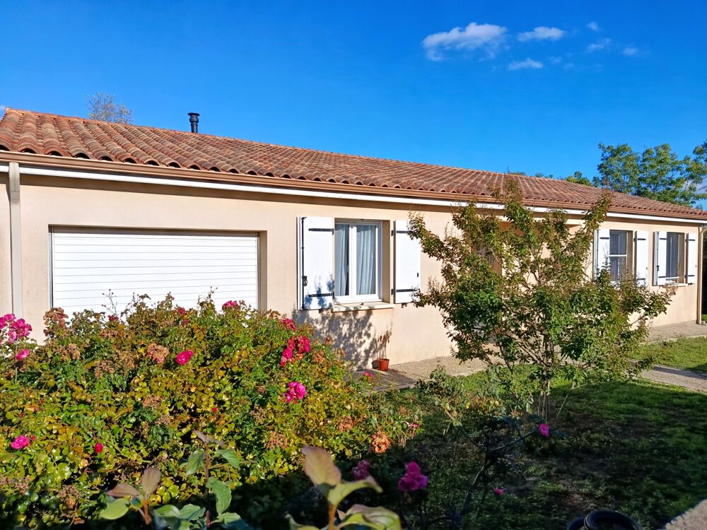 Vente Maison En Exclusivité CAPIFRANCE – Maison de plain-pied à vendre 5 pièces AZAY LE BRULE (79) Azay le brule