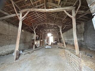  Remise / Grange à vendre 1 pièce 200 m² Saint ignat