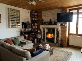  Propriété/château à vendre 3 pièces 94 m²