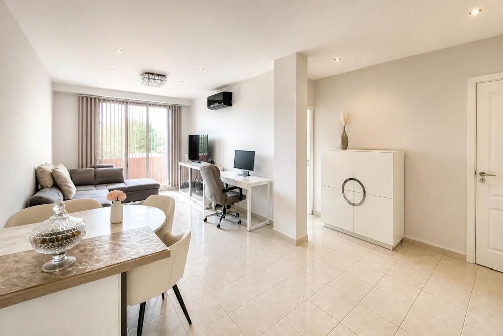 Bel appartement 4 pièces traversant de 82m2 avec à Nice Pasteur