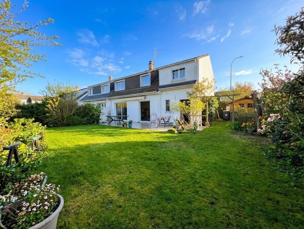 Vente Maison Maison semi individuelle, 4 Chambres, Sous-sol complet et garage Lambersart
