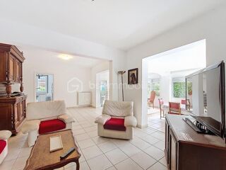 Vente Villa VILLA DE CARACTERE AVEC PISCINE Six fours les plages