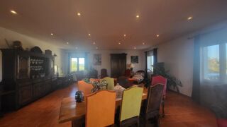  Maison à vendre 10 pièces 255 m²