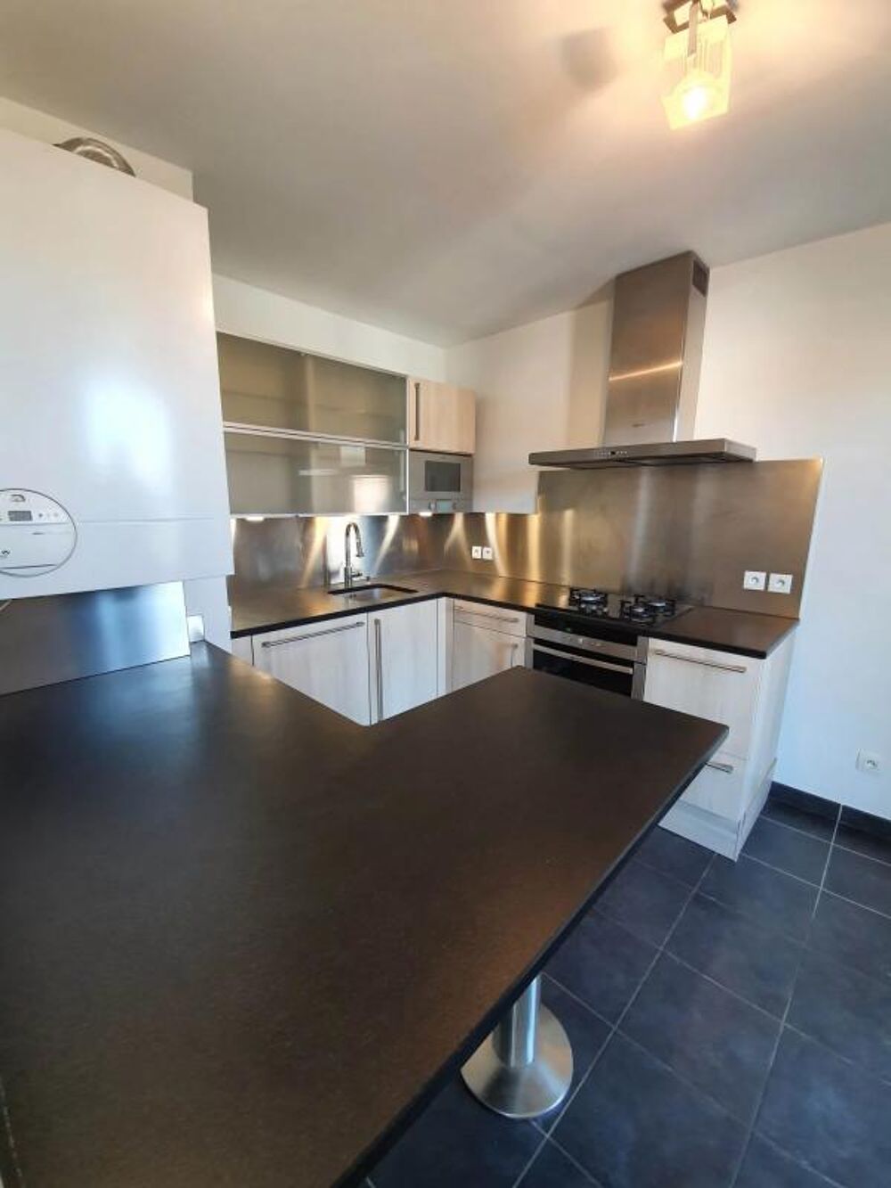 Location Appartement T5 100m2 +88 m2 de terrasses, garage double Lyon 9