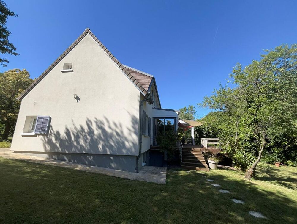 Vente Maison Élégante propriété familiale avec jardin arboré aux portes de Paris Varennes jarcy