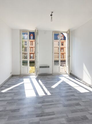 Location Appartement Studio à NEMOURS Nemours