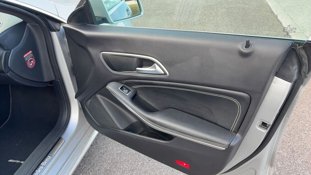 Classe CLA 2.1 200 CDI 136 Sensation - Automatique Toit ouvrant 2015 occasion 10000 Troyes