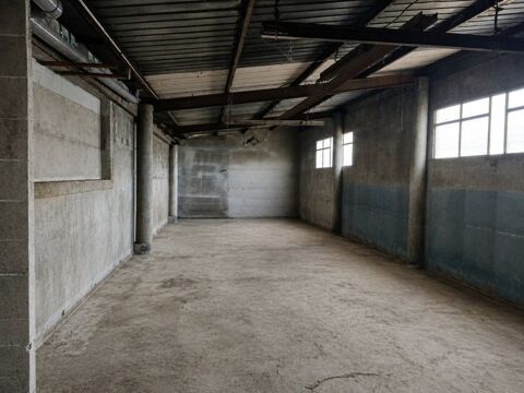   A VENDRE - ENSEMBLE IMMOBILIER 