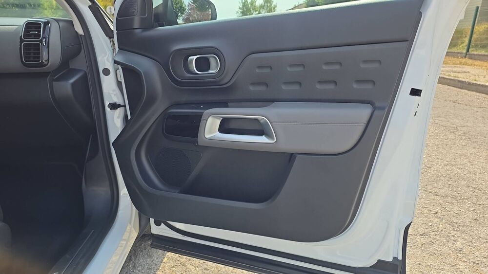 C5 aircross 1.2 PureTech 130 Feel - Entretien constructeur 2019 occasion 10000 Troyes