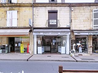  Immeuble à vendre 7 pièces 169 m² Montignac lascaux