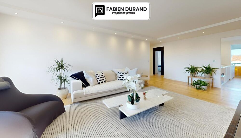 Vente Appartement Appartement Unique à Frejus  Plage 3 pièce(s) 70 m2 avec Garage Cave Parking Frejus