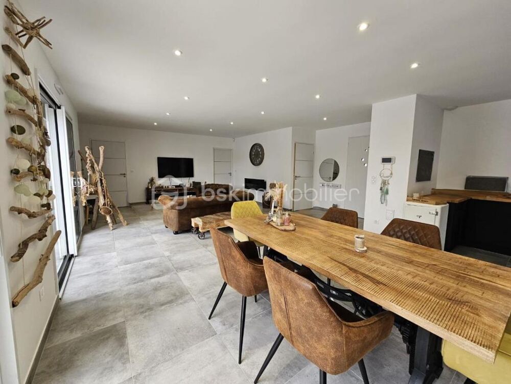  vendre  Villa Le Cannet-des-Maures (83340)