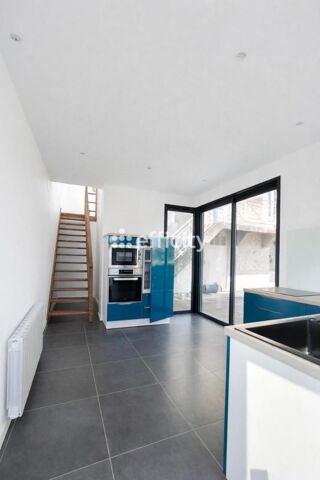  Propri�t�/ch�teau � vendre 11 pi�ces 167 m�