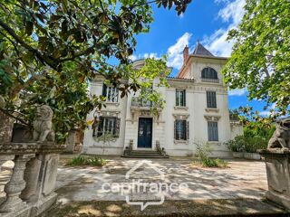  Propriété/château à vendre 12 pièces 305 m²