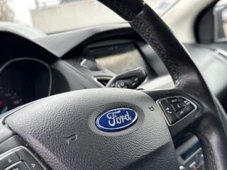 Focus III (2) 2.0 TDCI 150 S&S TITANIUM POWERSHIFT 5P 2015 occasion 78240 Chambourcy