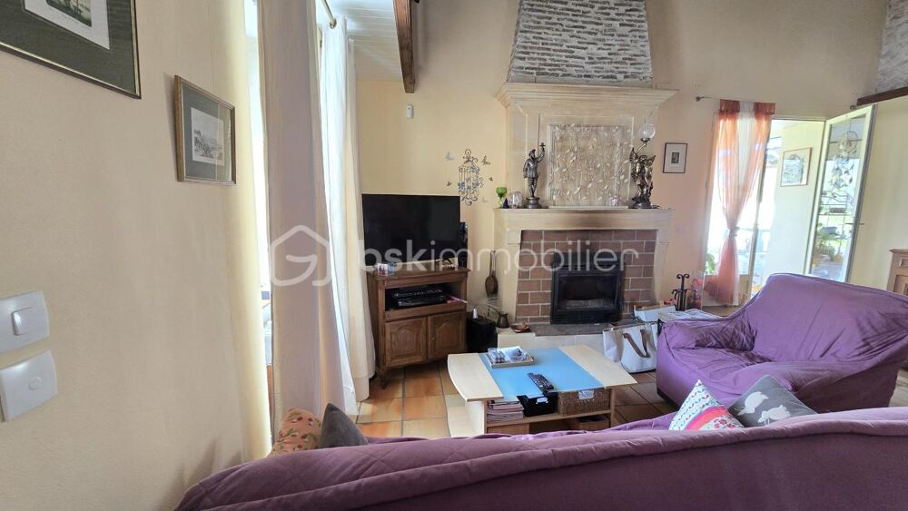 Vente Maison Maison en pierre avec piscine et climatisation Saint bonnet sur gironde