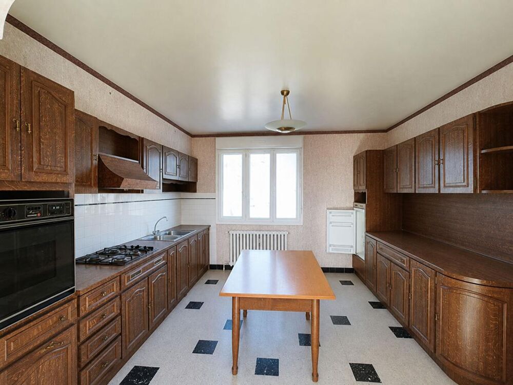 29520 Châteauneuf du Faou 4 chambres 139 m2 sous sol