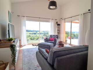  Maison � vendre 7 pi�ces 220 m�
