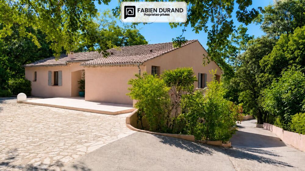 à vendre  Propriété/château La Motte (83920)